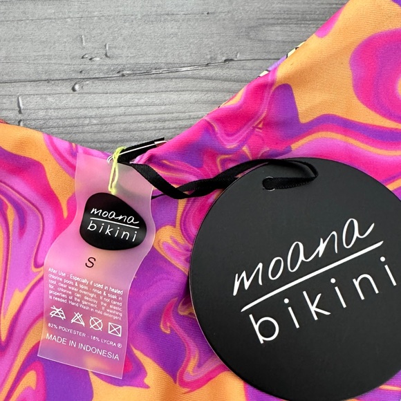 Moana Bikini Lava Cake One Piece Swimsuit - Picture 8 of 11